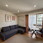 Cozy Studio Ideally Located